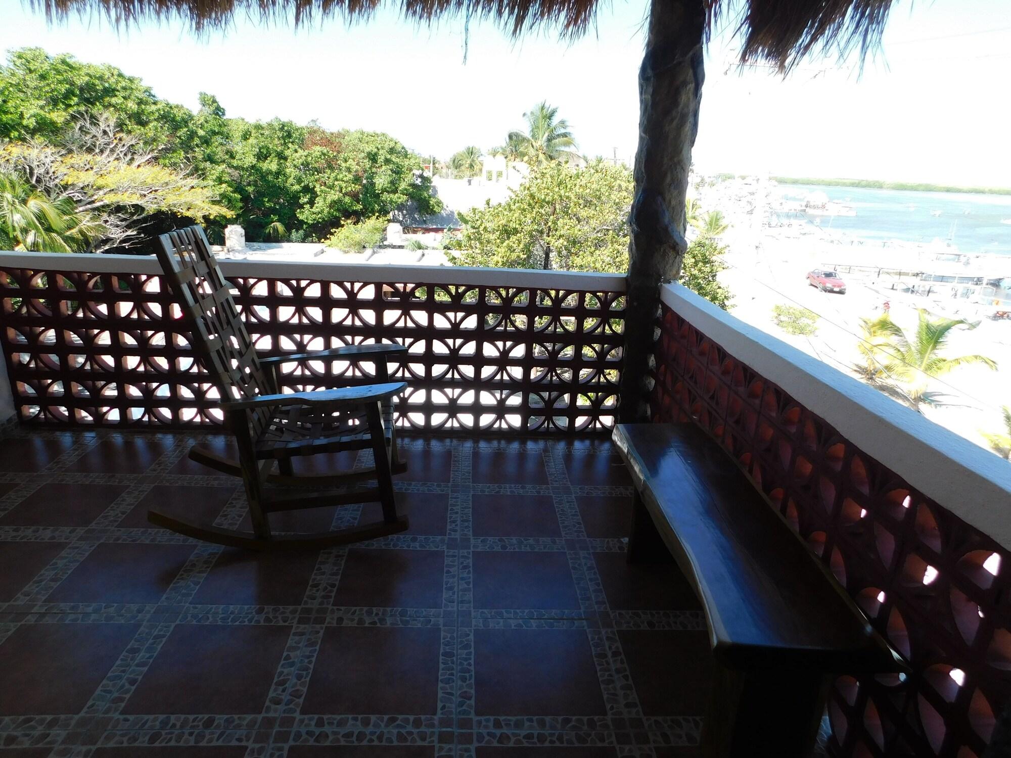 Posada El Perico Marinero Río Lagartos Buitenkant foto